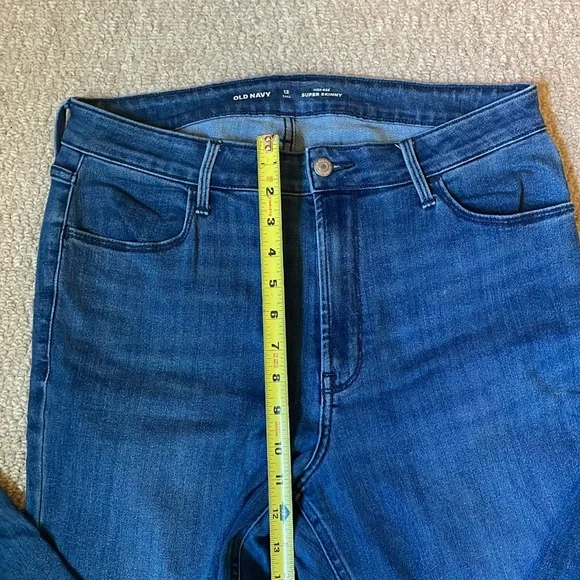 Old Navy 12 tall super skinny high rise medium wash jeans - Picture 4 of 6